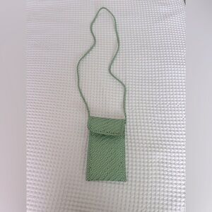 Dragon Diffusion Phone Crossbody in Mint